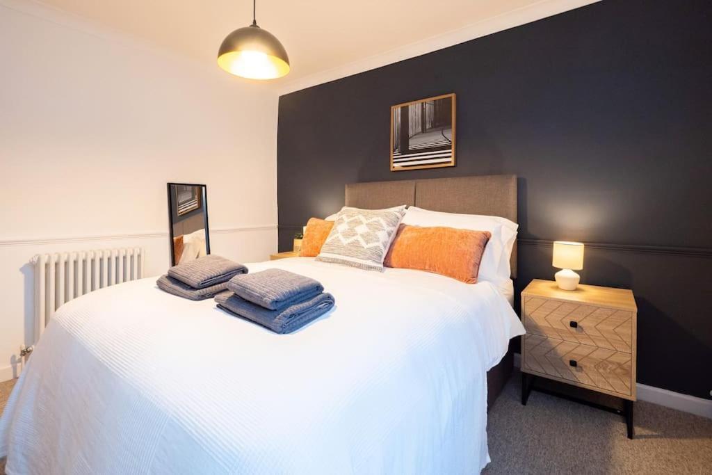 3 Bedroom Home Close To Town Centre With Wifi & Garden Royal Tunbridge Wells Eksteriør billede
