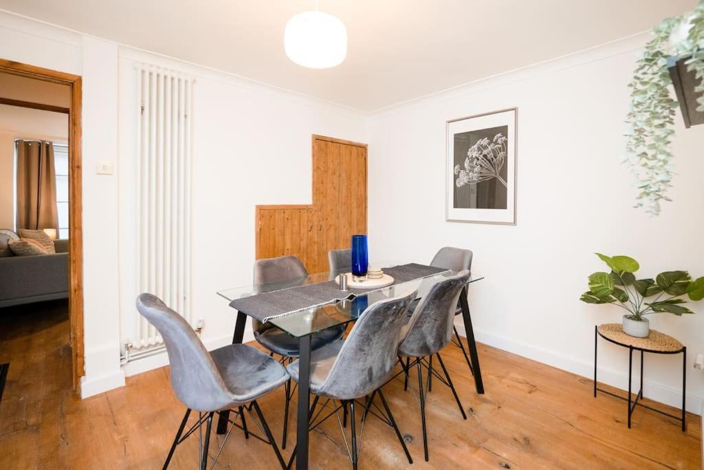 3 Bedroom Home Close To Town Centre With Wifi & Garden Royal Tunbridge Wells Eksteriør billede