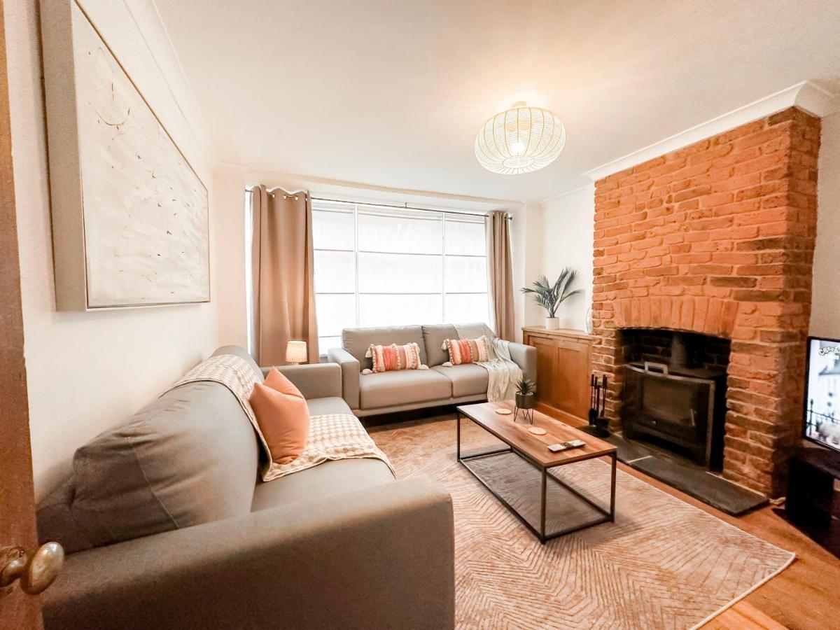 3 Bedroom Home Close To Town Centre With Wifi & Garden Royal Tunbridge Wells Eksteriør billede
